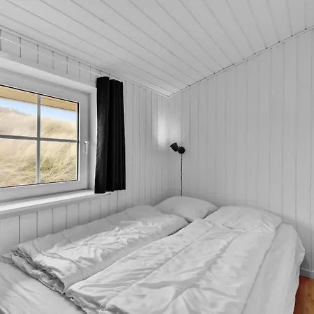 In With Sauna *