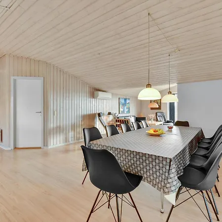 Feriehus In With Sauna
